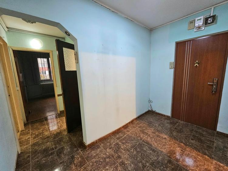 Apartament cu 3 camere în Antiaeriană