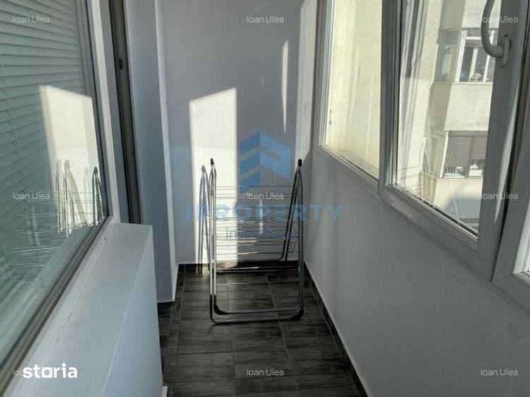Apartament cu 4 camere, mobilat în Tei