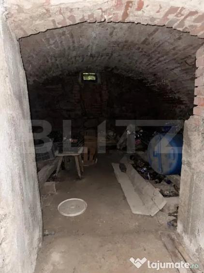 Casa spa?ioasa de vanzare in Santuhalm 160 mp util - 1