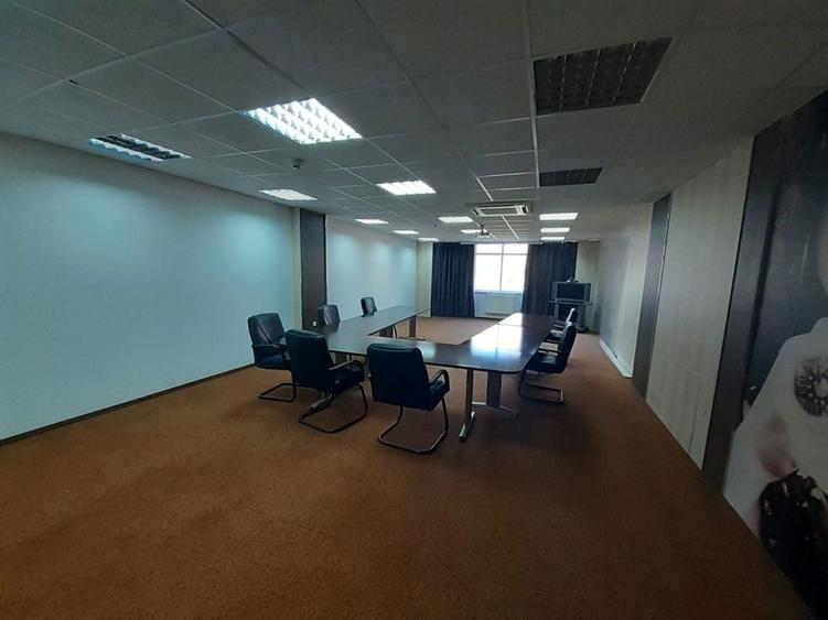 Spațiu comercial, de 7,000 mp, în Theodor Pallady
