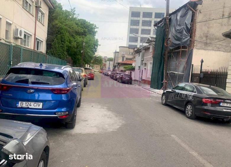Teren de 213 mp, în Centrul Civic