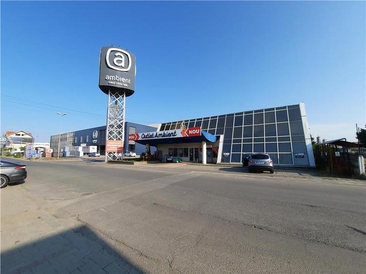 Spațiu comercial, de 450 mp, în Vest