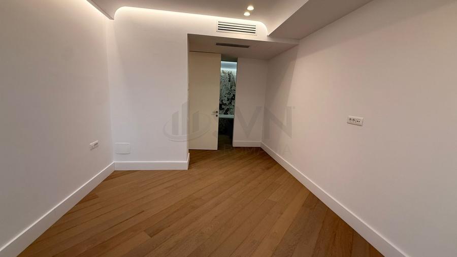 Apartament cu 3 camere decomandat în Iancu Nicolae