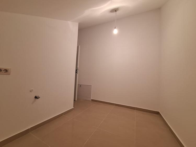 Apartament cu 3 camere în Chișoda