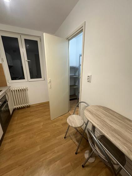Apartament cu 3 camere decomandat în Politehnica