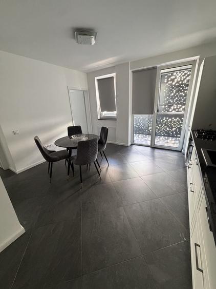 Apartament cu 3 camere în Sânnicoară