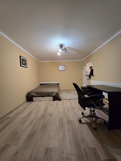 Apartament, proprietate personala ,32 mp , cu balcon,langa Iulius Ma - 2