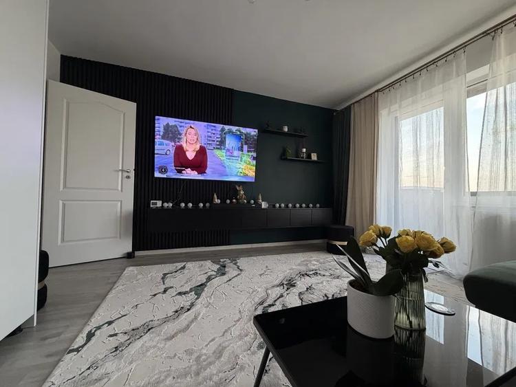 Apartament cu 2 camere decomandat, mobilat în Tătărași