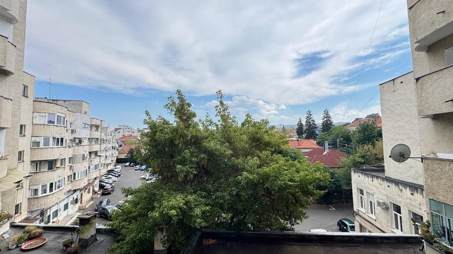 Apartament cu 3 camere decomandate | 72 mp | Piața Timotei Cipariu - 10