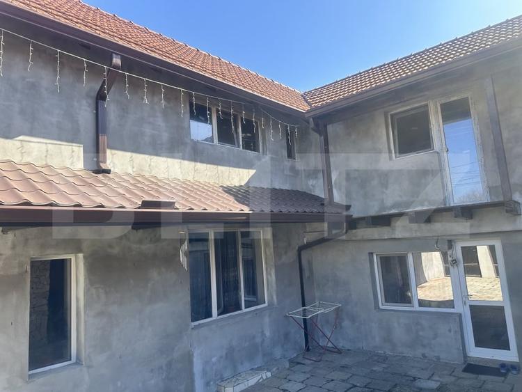 Casă individuală cu 6 camere cu Canalizare în Orăștie