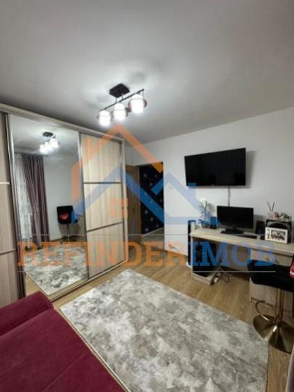 Apartament cu 2 camere decomandat, mobilat în Drumul Taberei — fotografia 3