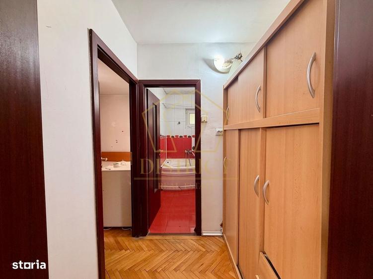 Apartament cu 2 camere semidecomandat în Complex Studențesc