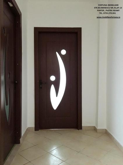 Apartament cu 3 camere decomandat în Mărăței