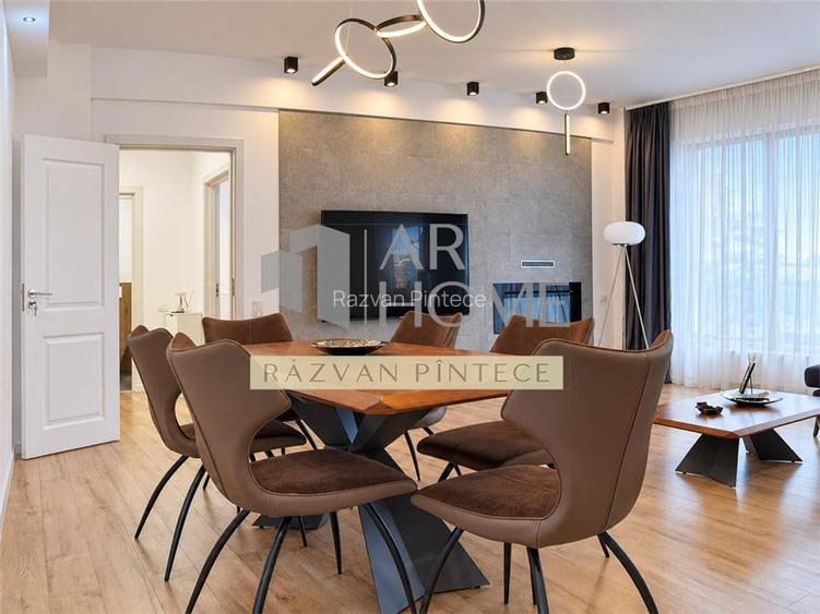 Apartament 3 camere 100 mp, de lux, ultracentral Ploiesti