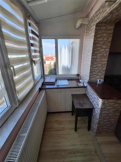 Apartament cu 2 camere decomandat în Valea Aurie