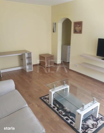 Apartament cu 2 camere semidecomandat în Drumul Taberei — fotografia 1