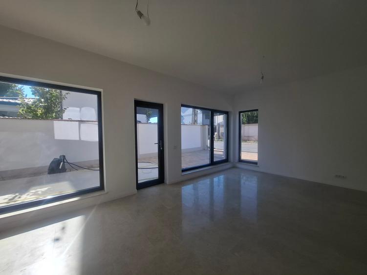 Casă individuală cu 4 camere cu Canalizare în Bragadiru