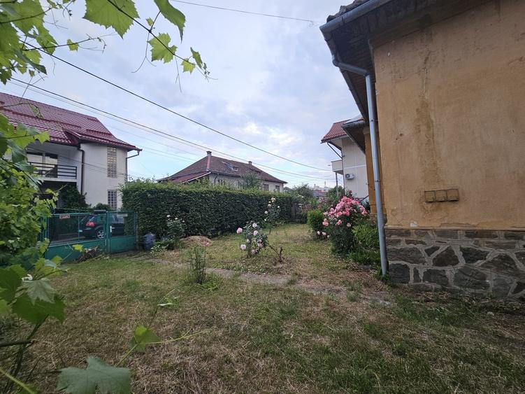 Casă cu 4 camere în Ultracentral