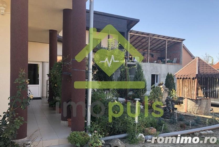 Casă cu 8 camere cu Teren 1780 Mp în Utvin