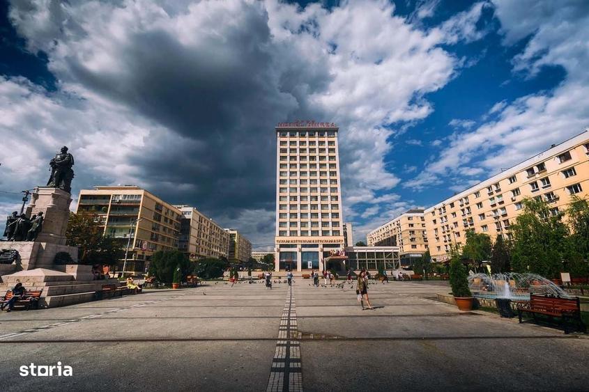 Spațiu comercial, de 330 mp, în Central