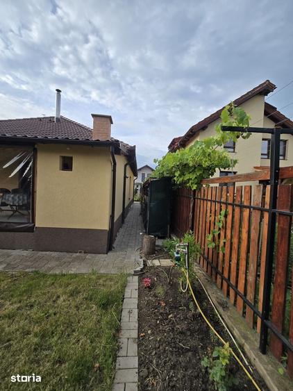 Casă cu 3 camere cu Teren 418 Mp în Central