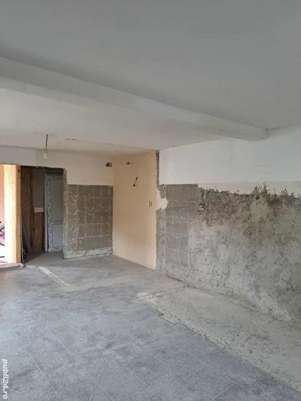 Spațiu comercial, de 53 mp, în Ghergani