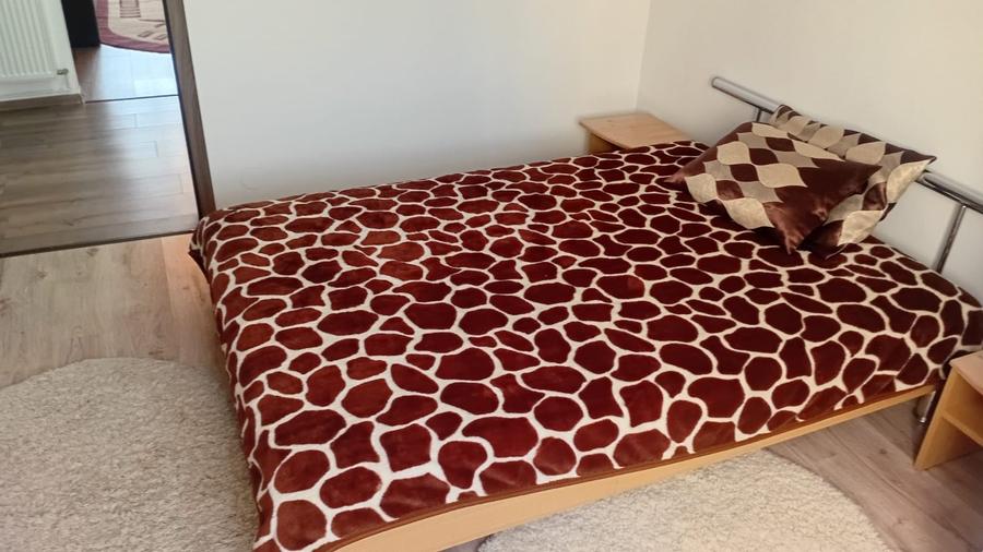 Apartament cu 4 camere decomandat în Aurel Vlaicu