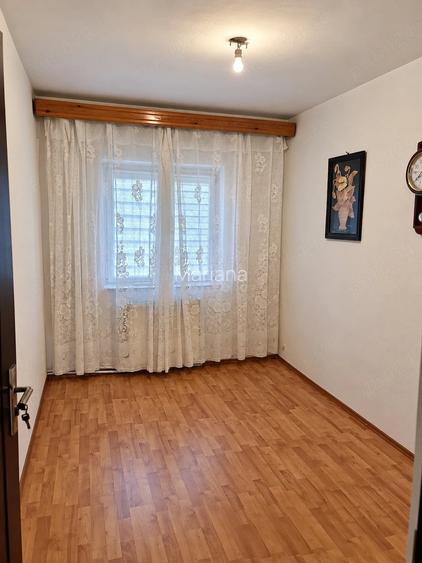 Vand apartament 3 camere decomandat, Ultracentral, Targu Jiu