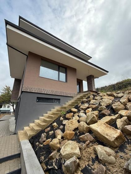 Casă individuală cu 4 camere cu Teren 700 Mp în Făget