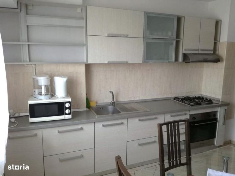 Apartament cu 2 camere decomandat în P-ța Unirii
