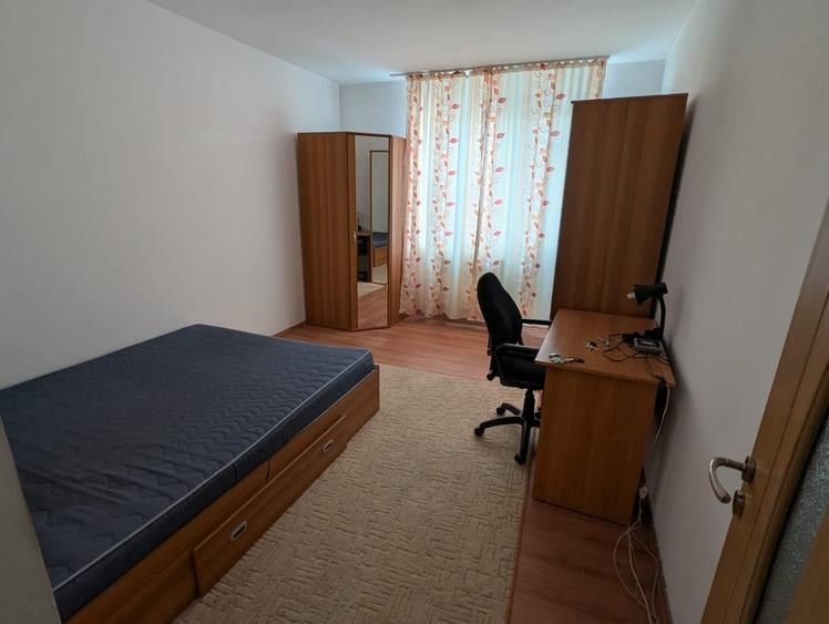 Apartament cu 2 camere semidecomandat, mobilat în Florești