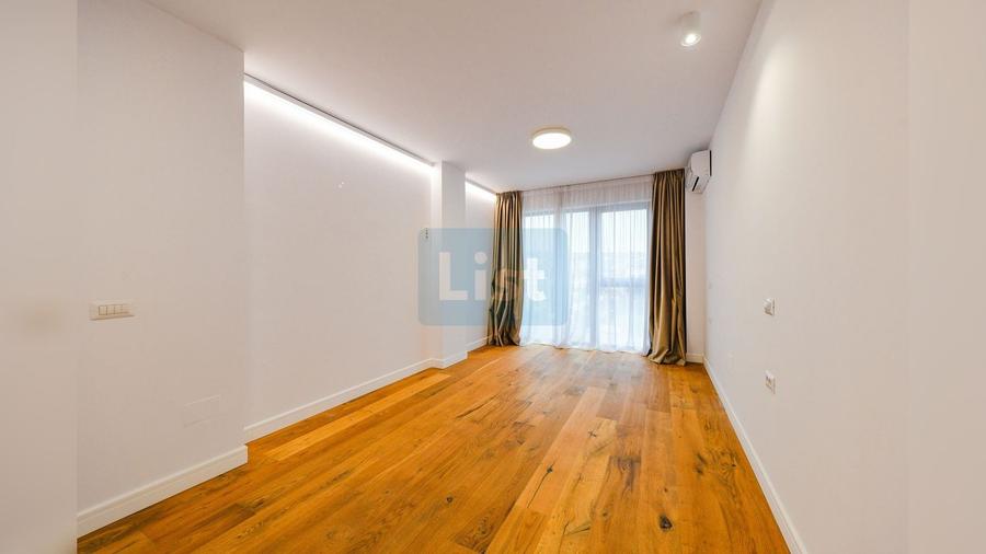 Apartament cu 5 camere semidecomandat în Gheorgheni