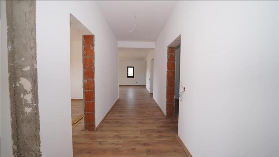 Casă individuală cu 4 camere cu Teren 616 Mp în Dealuri Oradea