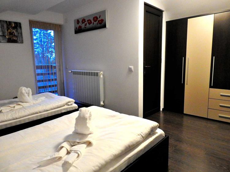 Casă cu 4 camere în Central