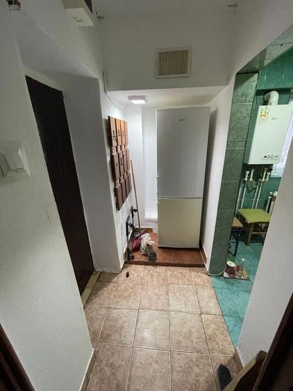 Apartament cu 3 camere semidecomandat în Ultracentral