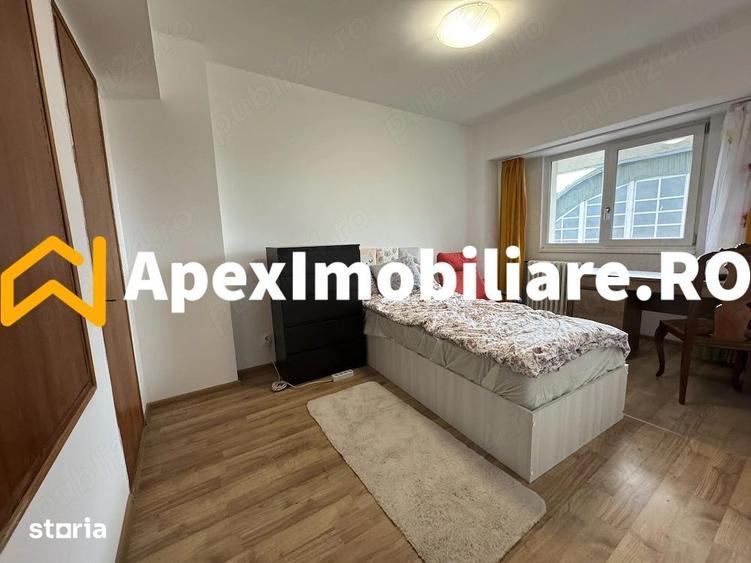 Apartament cu 4 camere decomandat în Vatra Luminoasă