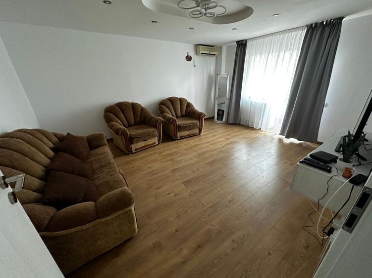 Apartament cu 2 camere decomandat în Sebastian