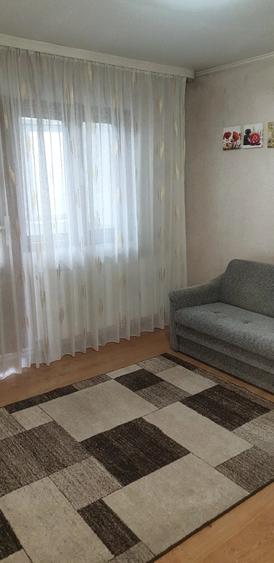 Apartament cu 2 camere decomandat în Traian