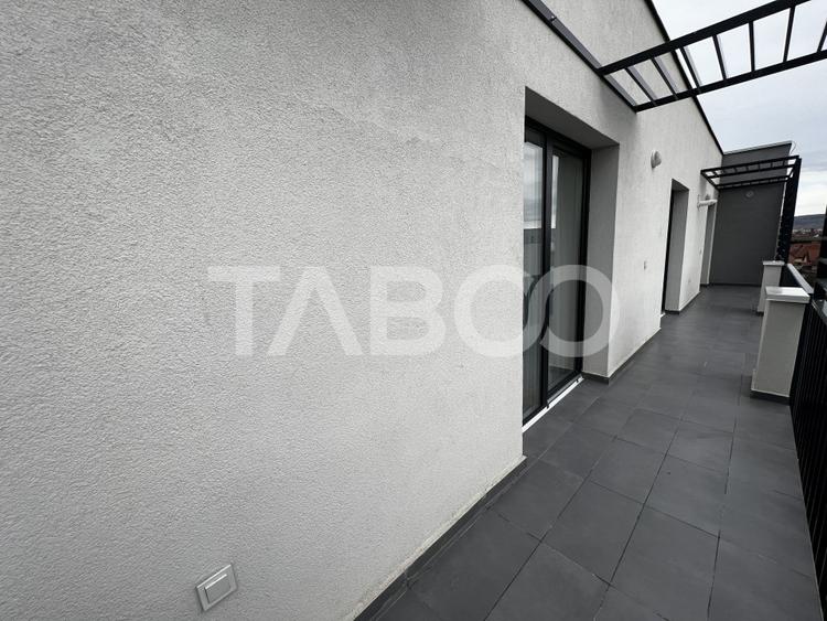 Apartament cu 4 camere decomandat, mobilat în Turnișor