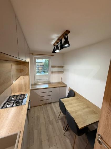 Apartament cu 3 camere decomandat, mobilat în Astra