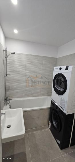 Apartament cu 3 camere decomandat în Bartolomeu