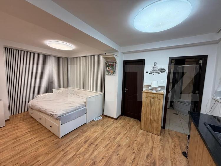 Casă individuală cu 5 camere cu Canalizare în Centrul Istoric