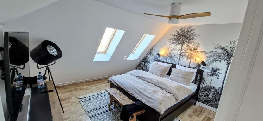 Penthouse pe doua niveluri 130mp