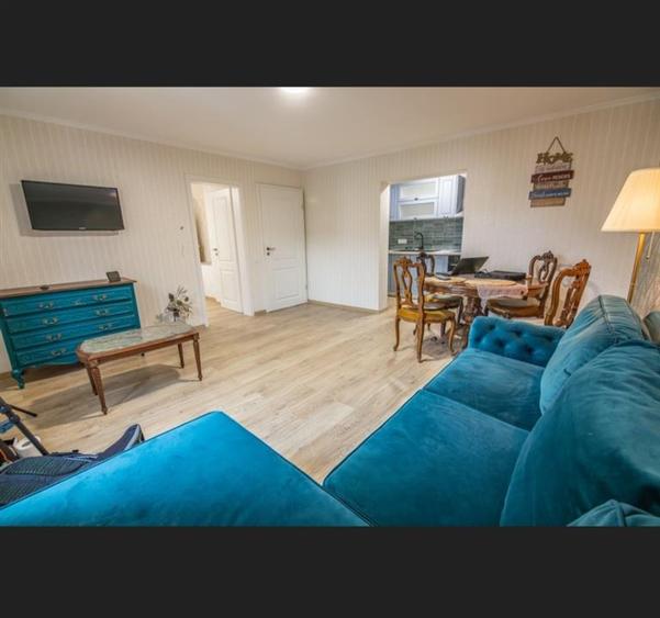 Apartament cu 2 camere decomandat, mobilat în Ultracentral