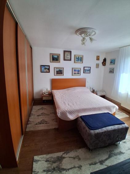 Casă individuală cu 4 camere în Ghermănești