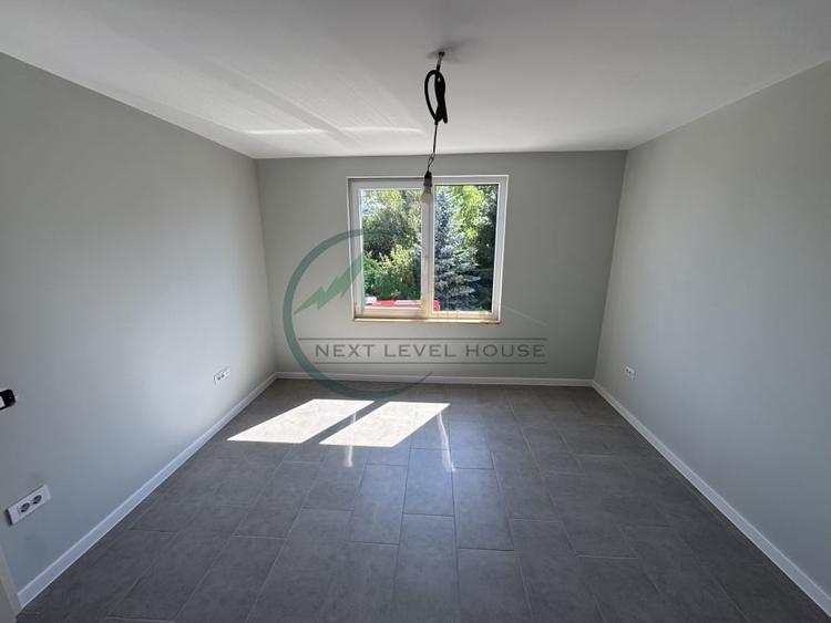 Apartament cu 3 camere semidecomandat, mobilat în Sânpetru
