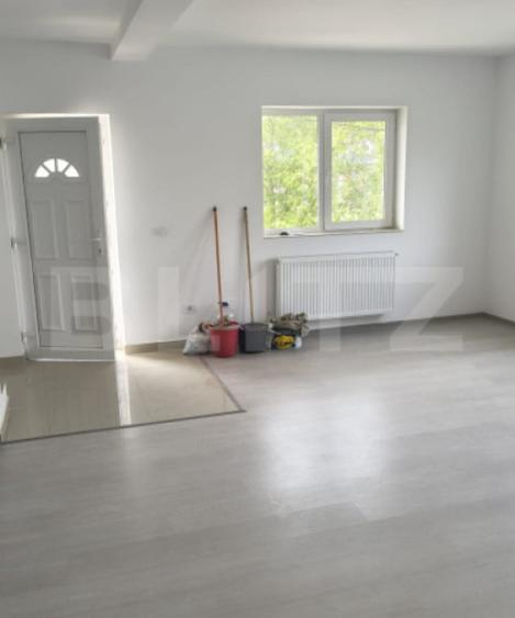 Casă cu 3 camere cu Teren 200 Mp în Vișani