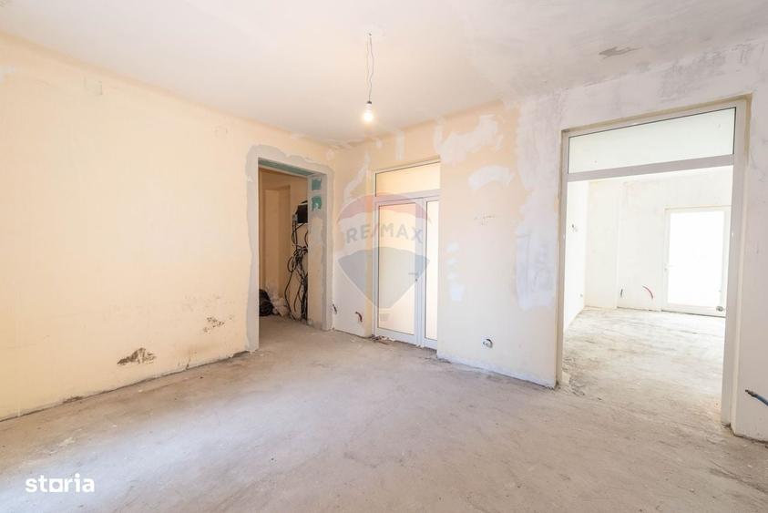 Apartament cu 4 camere în Moșilor — fotografia 1