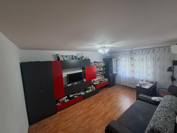 Apartament cu 2 camere în Zorilor