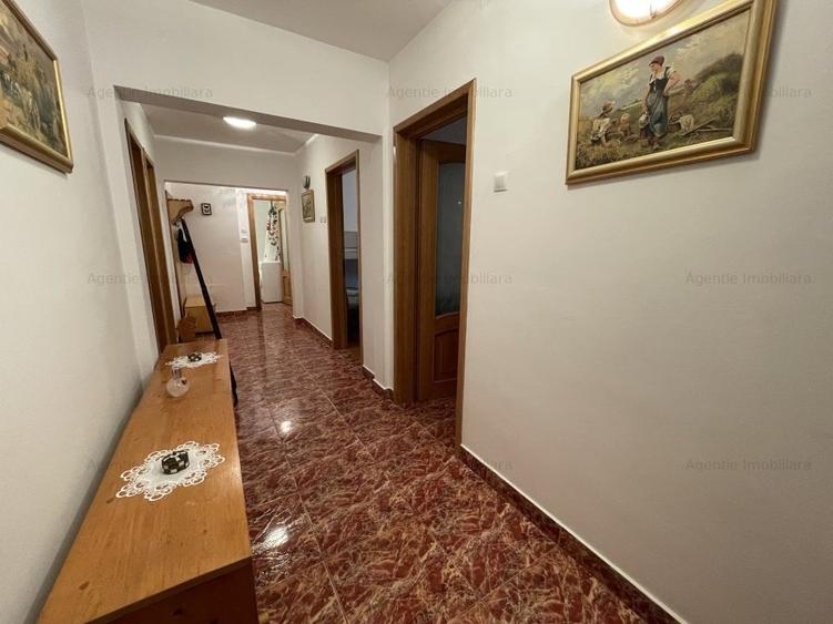 3 Camere - Bd. Chisinau nr. 15 - 6